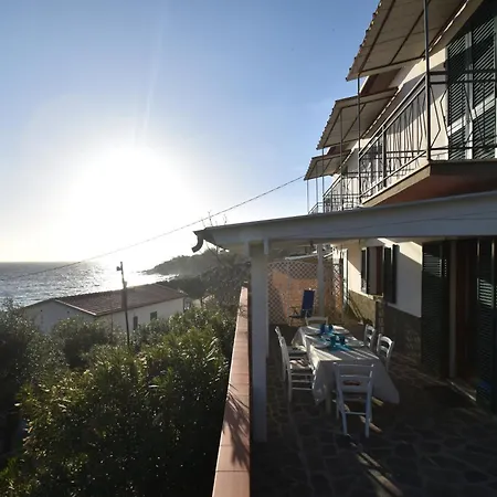 Cavoli - Vista Mare Con Terrazze, Clima E Posti Auto شقة Spiaggia di Cavoli