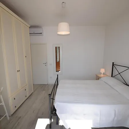 Apartman Cavoli - Vista Mare Con Terrazze, Clima E Posti Auto Spiaggia di Cavoli