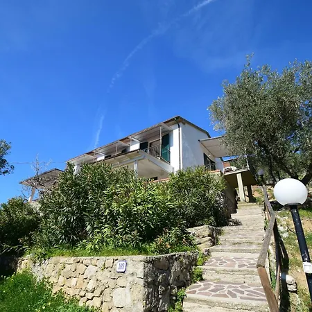 Apartman Cavoli - Vista Mare Con Terrazze, Clima E Posti Auto *